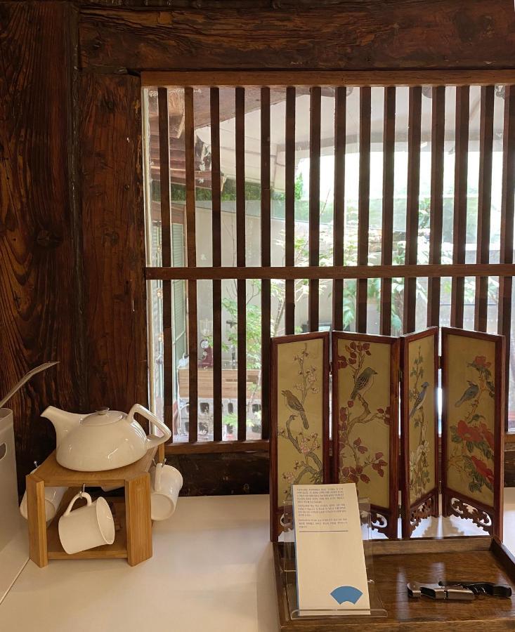 Viva La Vida - Jongno Hanok Private House Seul Exterior foto